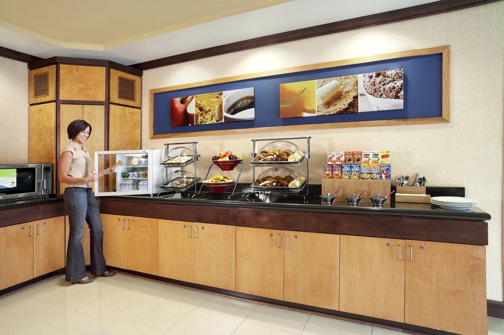 Fairfield Inn & Suites By Marriott Cleveland Beachwood Extérieur photo