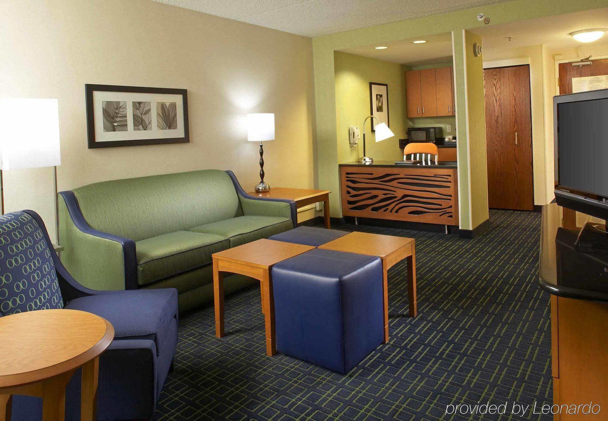Fairfield Inn & Suites By Marriott Cleveland Beachwood Chambre photo
