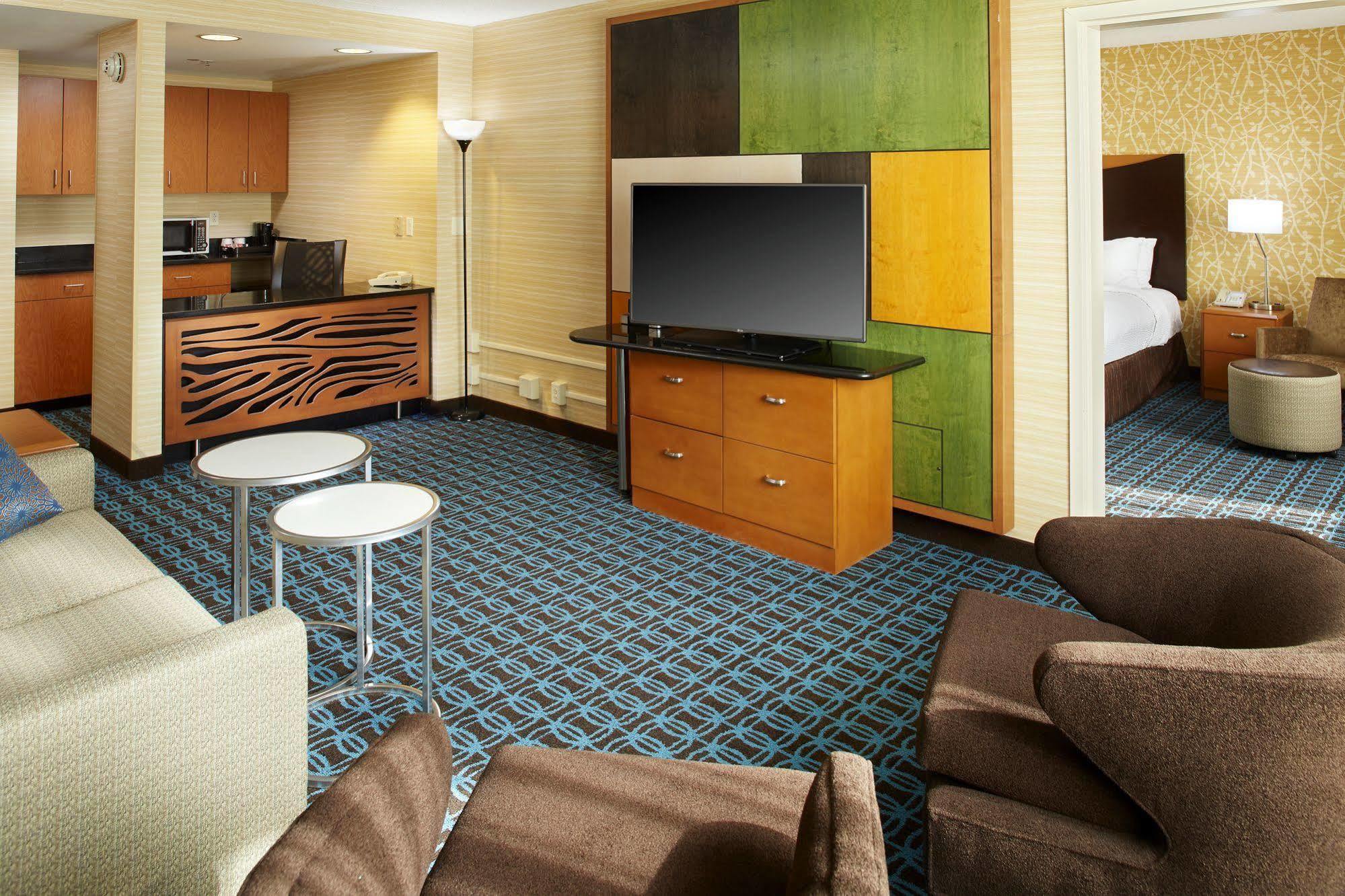 Fairfield Inn & Suites By Marriott Cleveland Beachwood Extérieur photo