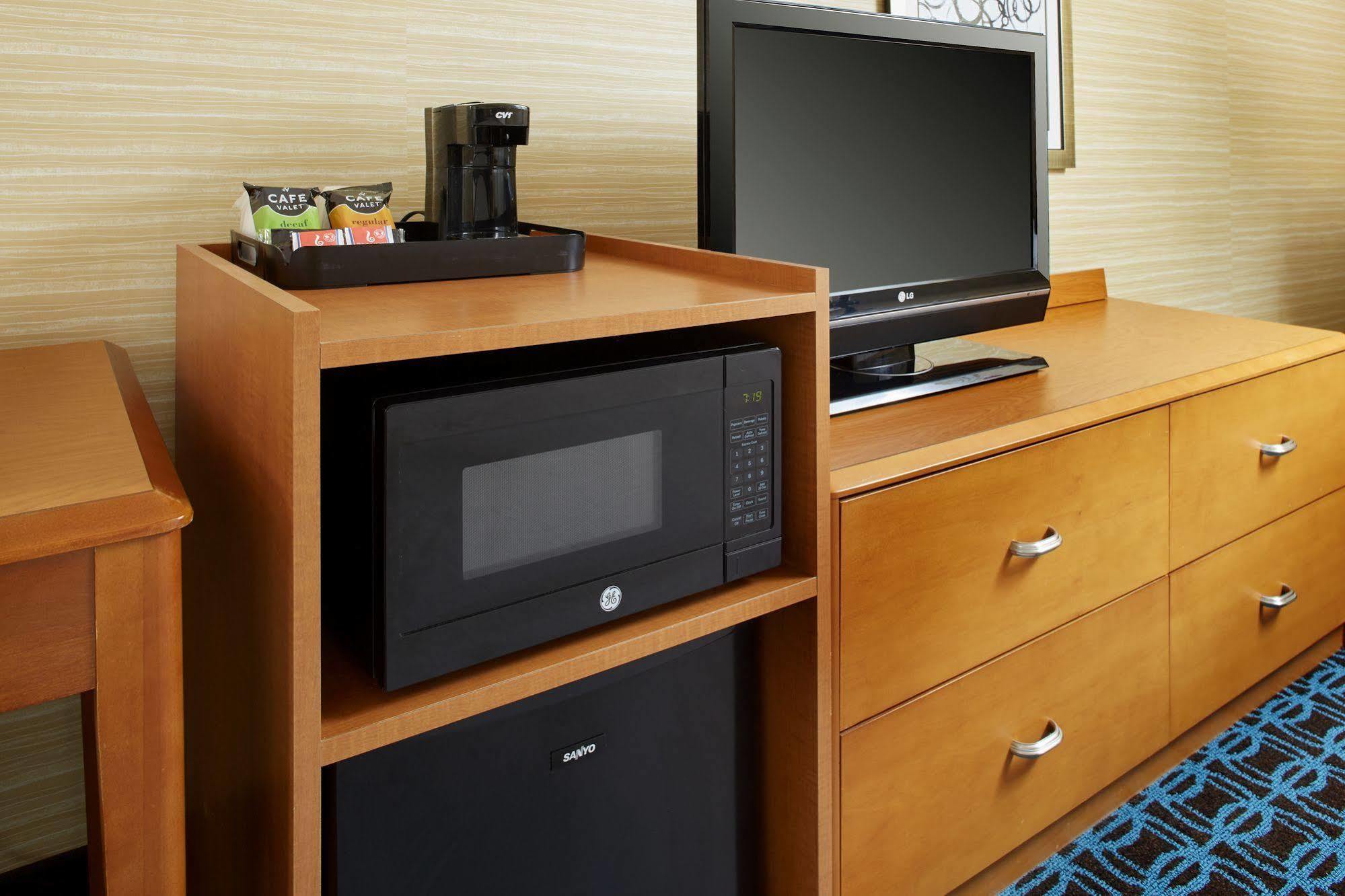 Fairfield Inn & Suites By Marriott Cleveland Beachwood Extérieur photo