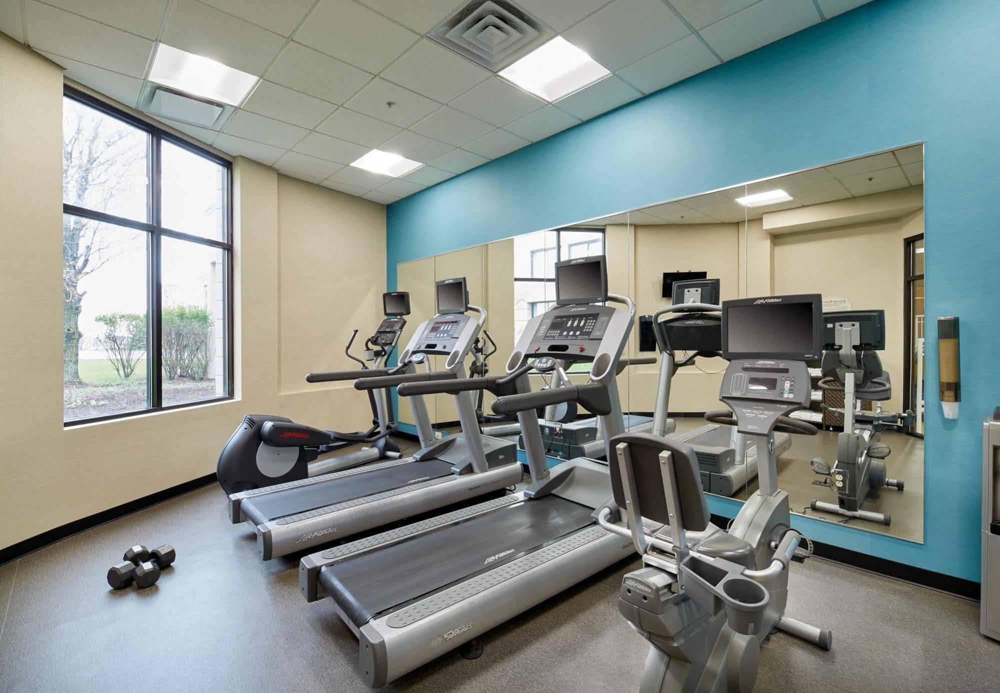 Fairfield Inn & Suites By Marriott Cleveland Beachwood Extérieur photo